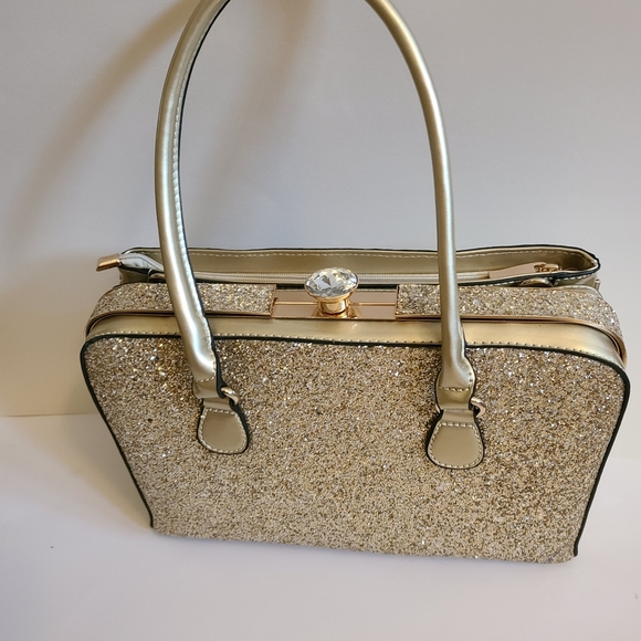 Vegan Gold Purse Handbag or Shoulder Bag NWT - Picture 5 of 7